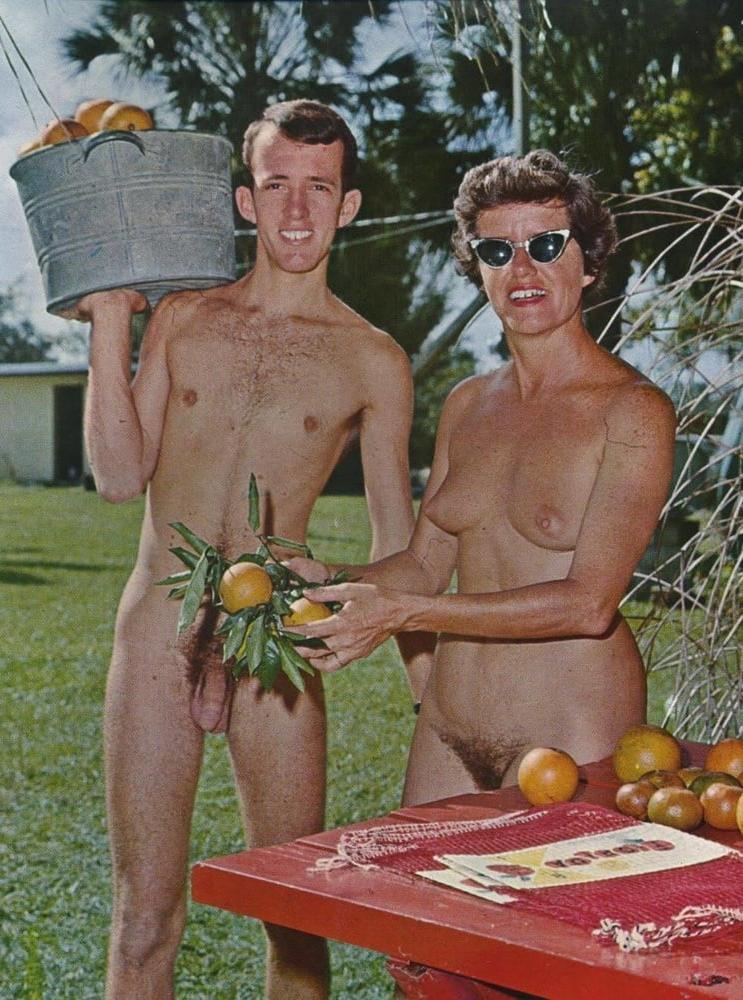 24P Naked Vintage Girls 62