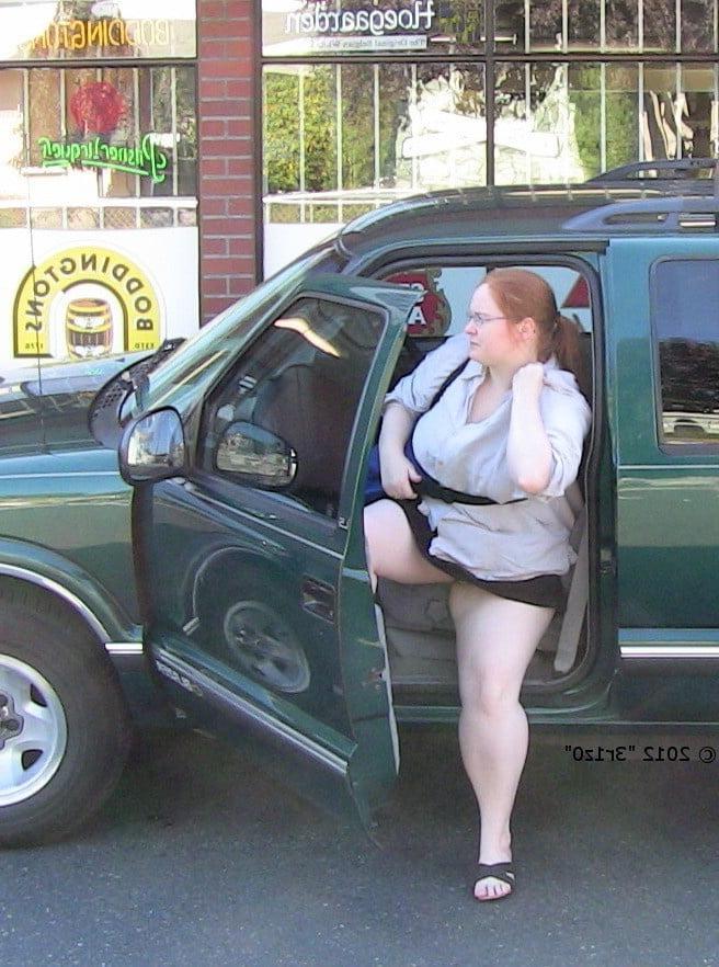25P Hoodyman SSBBW 329 . Fat pig slave Kate .