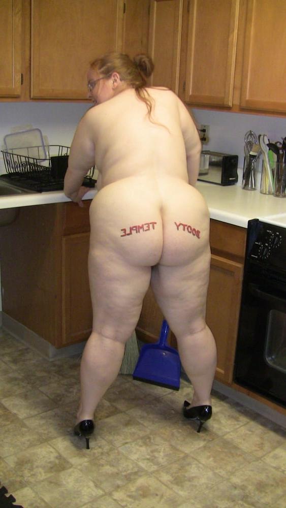 25P Hoodyman SSBBW 329 . Fat pig slave Kate .