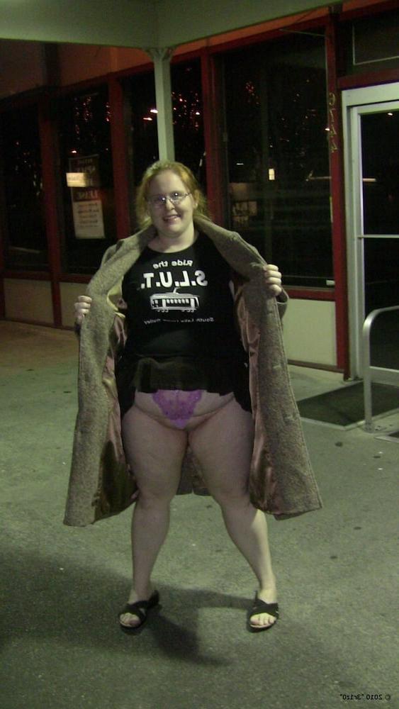 25P Hoodyman SSBBW 329 . Fat pig slave Kate .