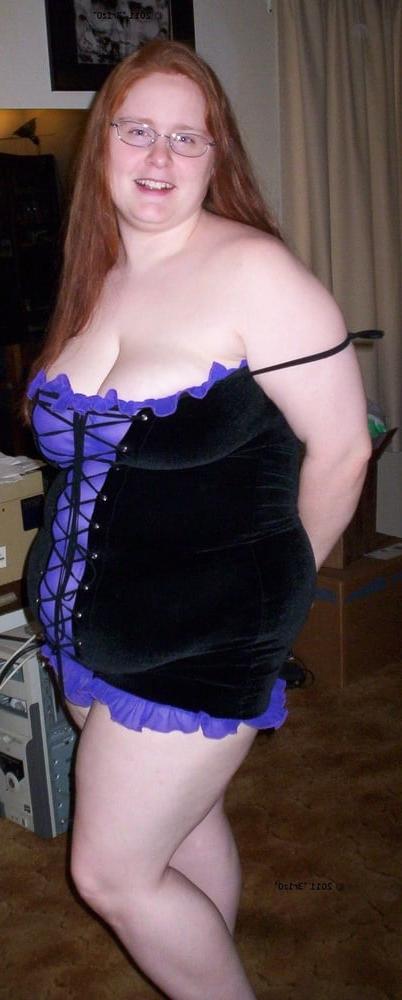 25P Hoodyman SSBBW 329 . Fat pig slave Kate .