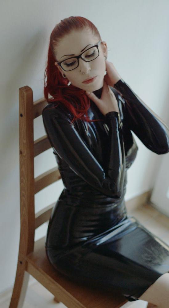 25P ponytailed leather and latex girls 28