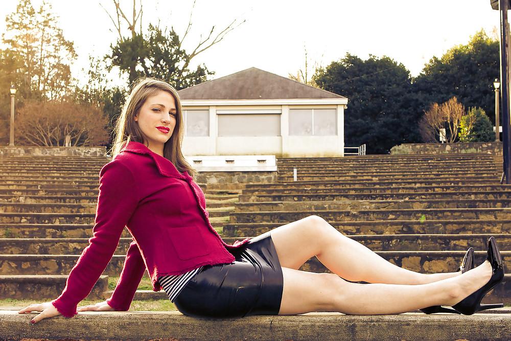 14P Hotlegs-miniskirt babe127