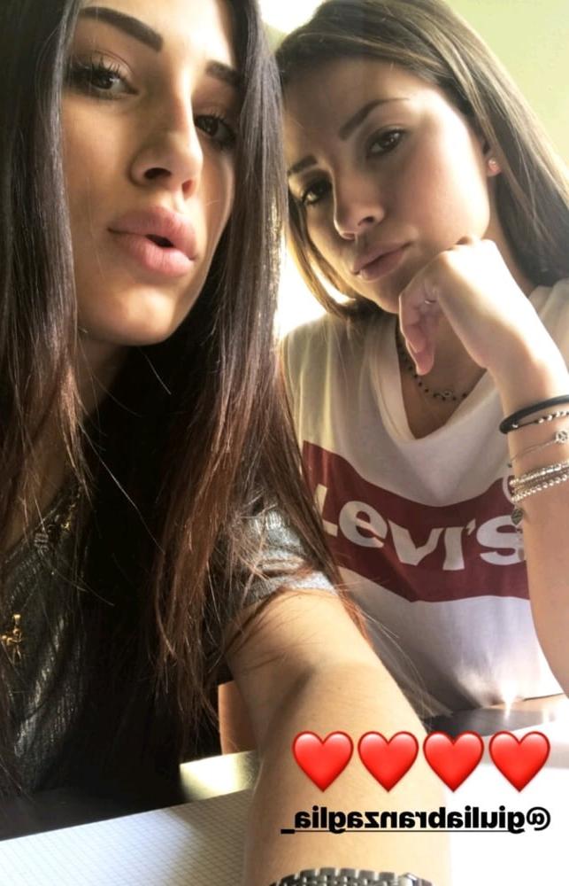 14P Hot girls