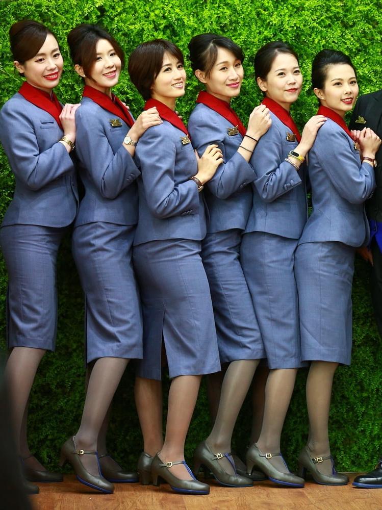 25P Flight Attendants in Pantyhose - #005 Air China Girls