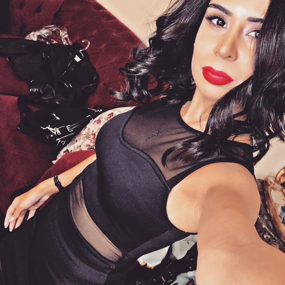 25P Sexy Glamour Milf 3