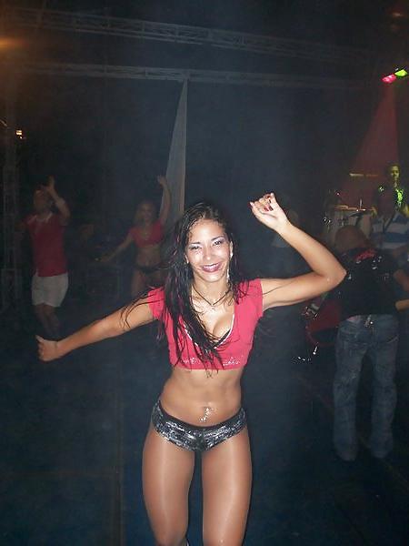 25P Brazilian Funk Party Girls