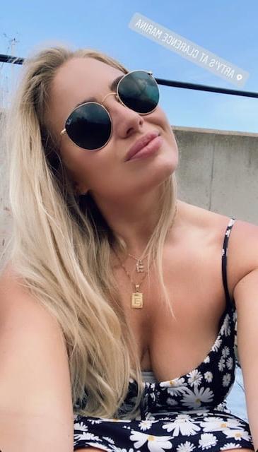 15P Girls from Social Media Vol 1: Ellie, instagram