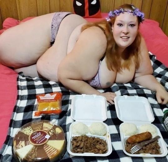 25P Fat Chicks With Deceptively Thin Faces 19