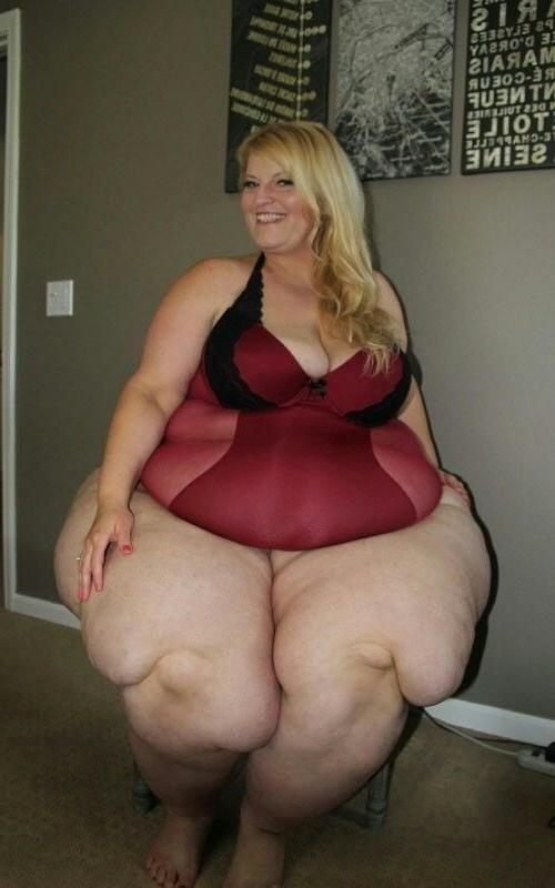 25P Fat Chicks With Deceptively Thin Faces 19