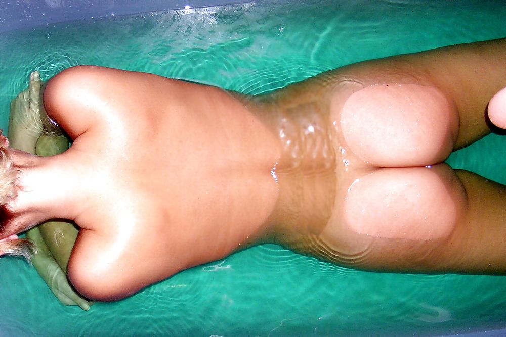 14P Ehestute barbara - bathroom fun