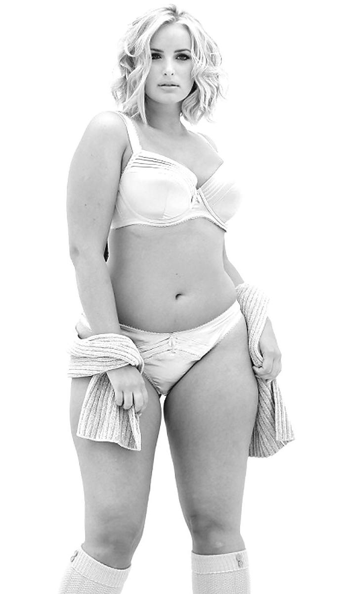 25P Curvy Beauties 17