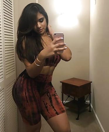 25P Wide Hips - Amazing Curves - Big Girls - Fat Asses (32)