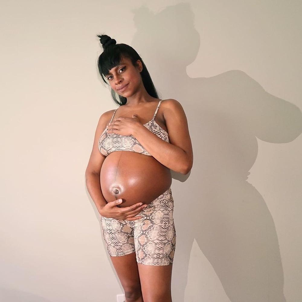 25P Sexy Pregnant Girls 120