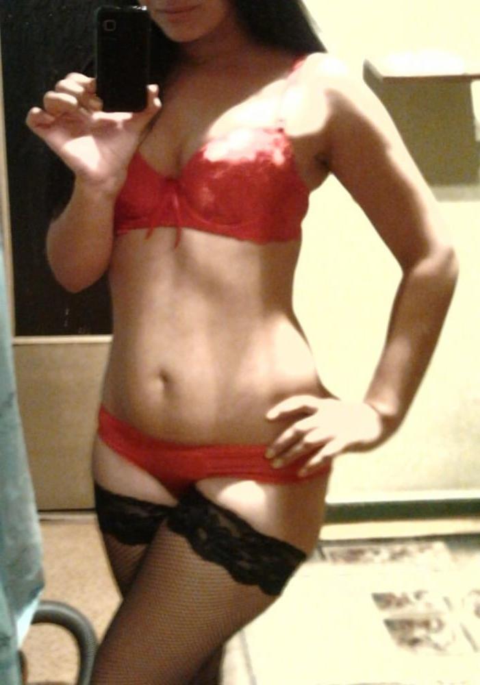 25P Girls in Pantyhose-Stocking - 136