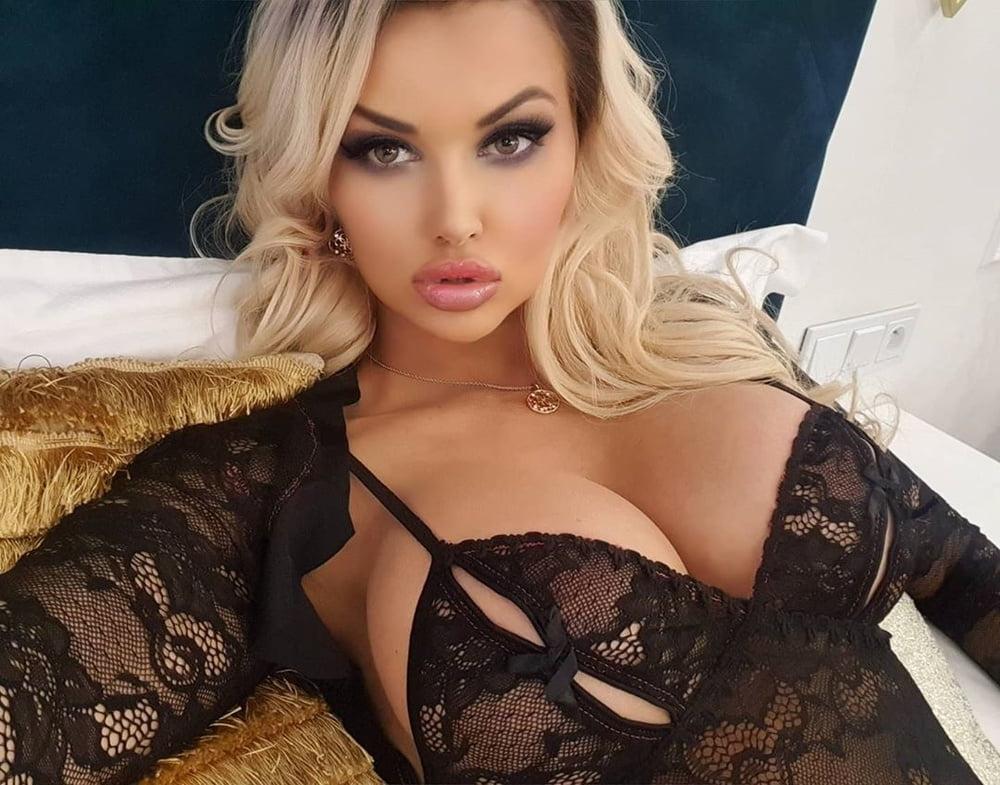 25P MY BIMBO OBSESSION (49)