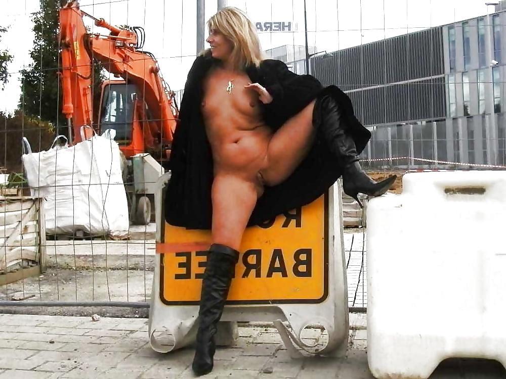 25P Public Nudity