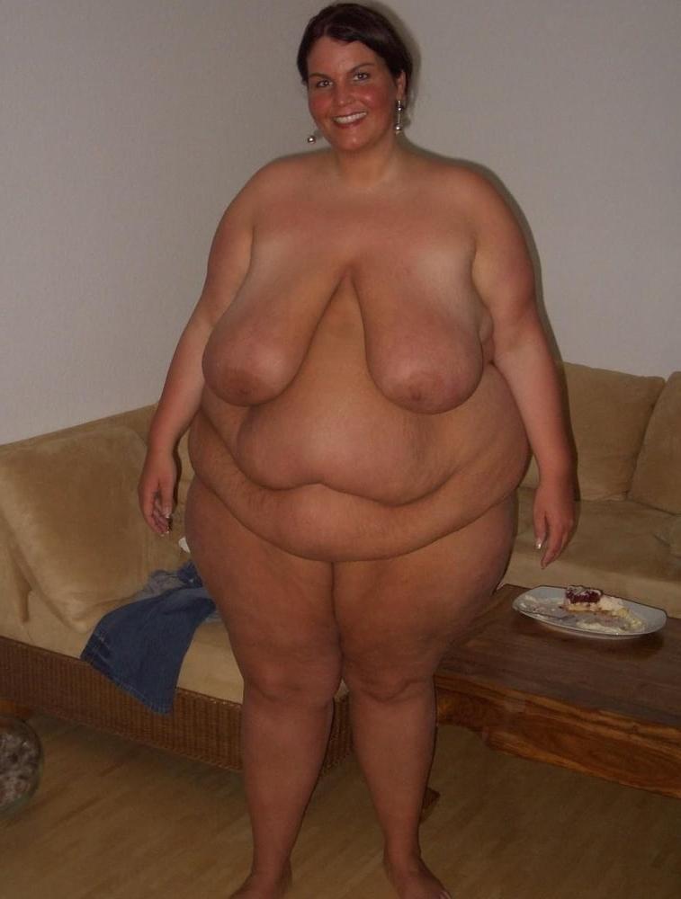 25P Fat Chicks With Deceptively Thin Faces 17