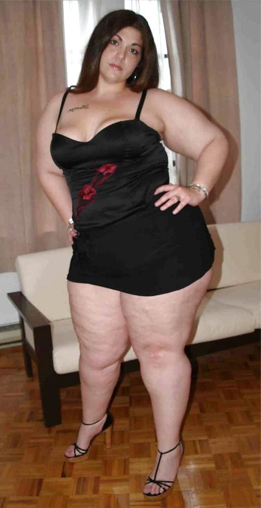 25P Fat Chicks With Deceptively Thin Faces 17