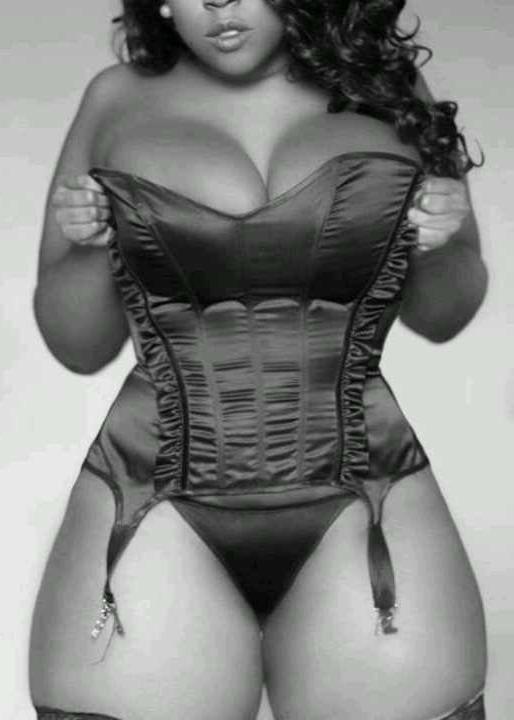 25P Wide Hips - Amazing Curves - Big Girls - Fat Asses (28)
