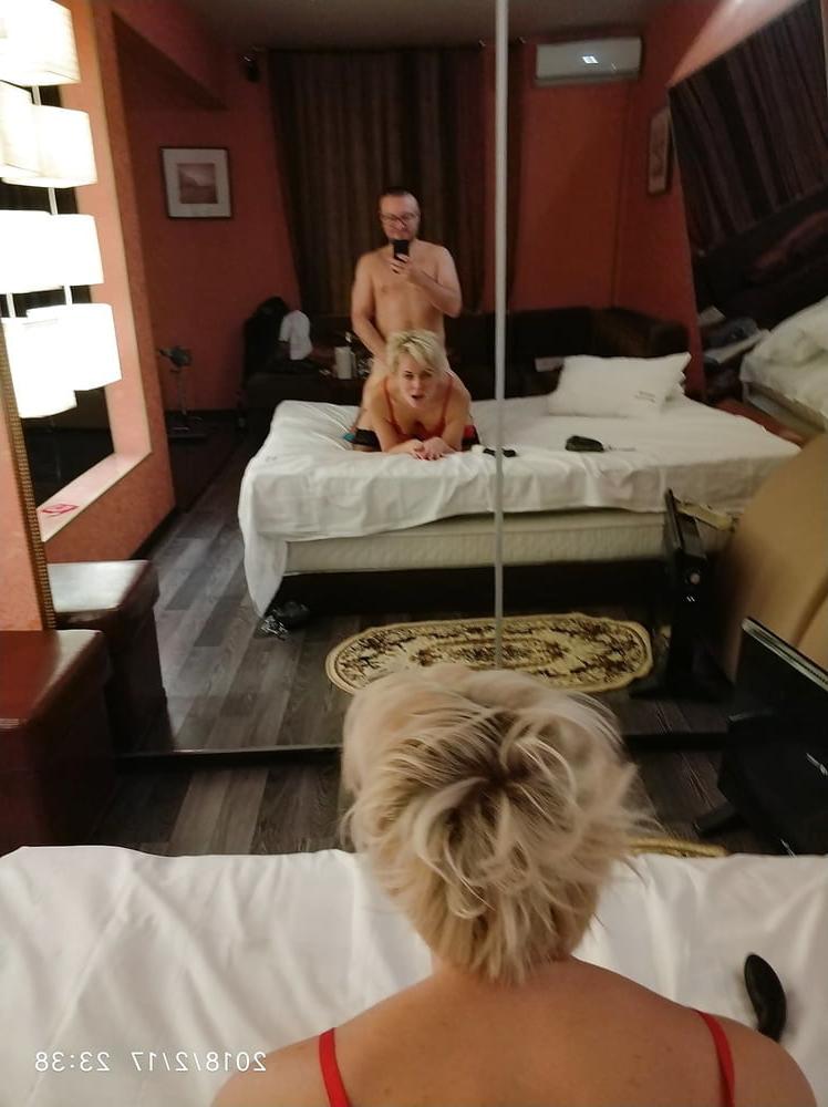 25P Mirror shots and selfies 2