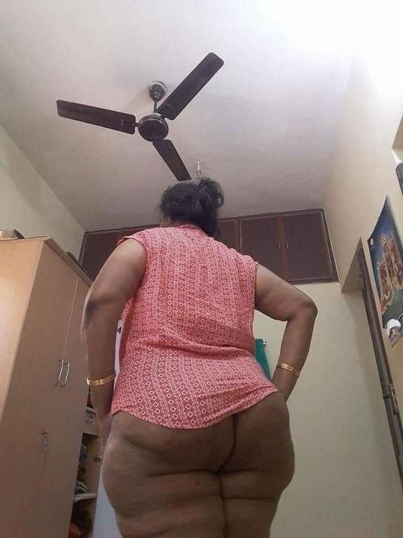25P Indian girls aunties mix ass and gand pic 2