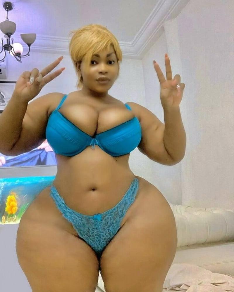 25P Wide Hips - Amazing Curves - Big Girls - Fat Asses (24)