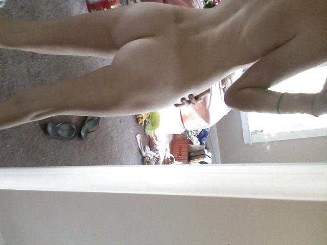 19P Amature Teen ExGF Self Pic Mirror
