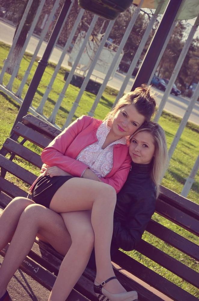 25P Girls in Pantyhose-Stocking - 137
