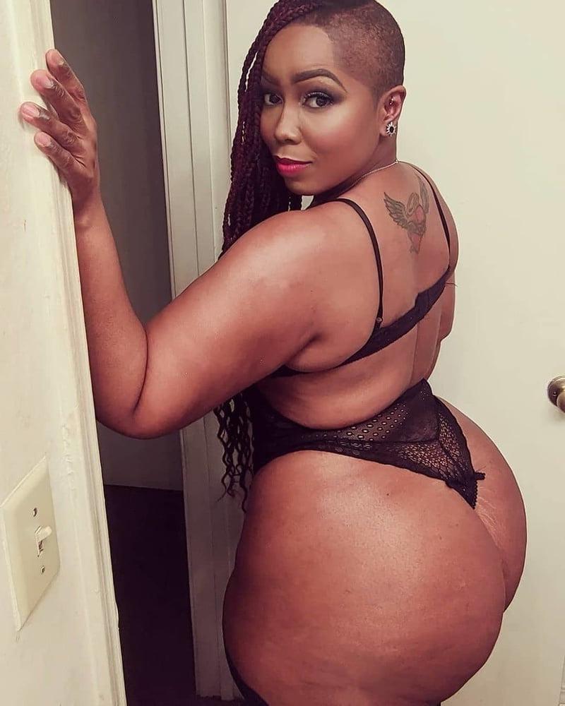 25P Wide Hips - Amazing Curves - Big Girls - Fat Asses (23)