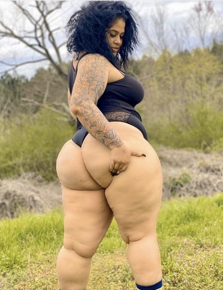 25P Wide Hips - Amazing Curves - Big Girls - Fat Asses (23)