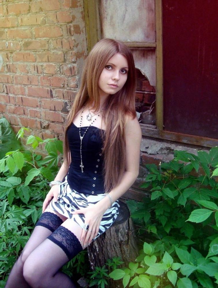 25P Girls in Pantyhose-Stocking - 138