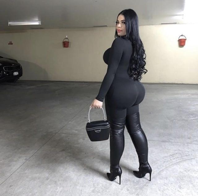 25P Wide Hips - Amazing Curves - Big Girls - Fat Asses (25)