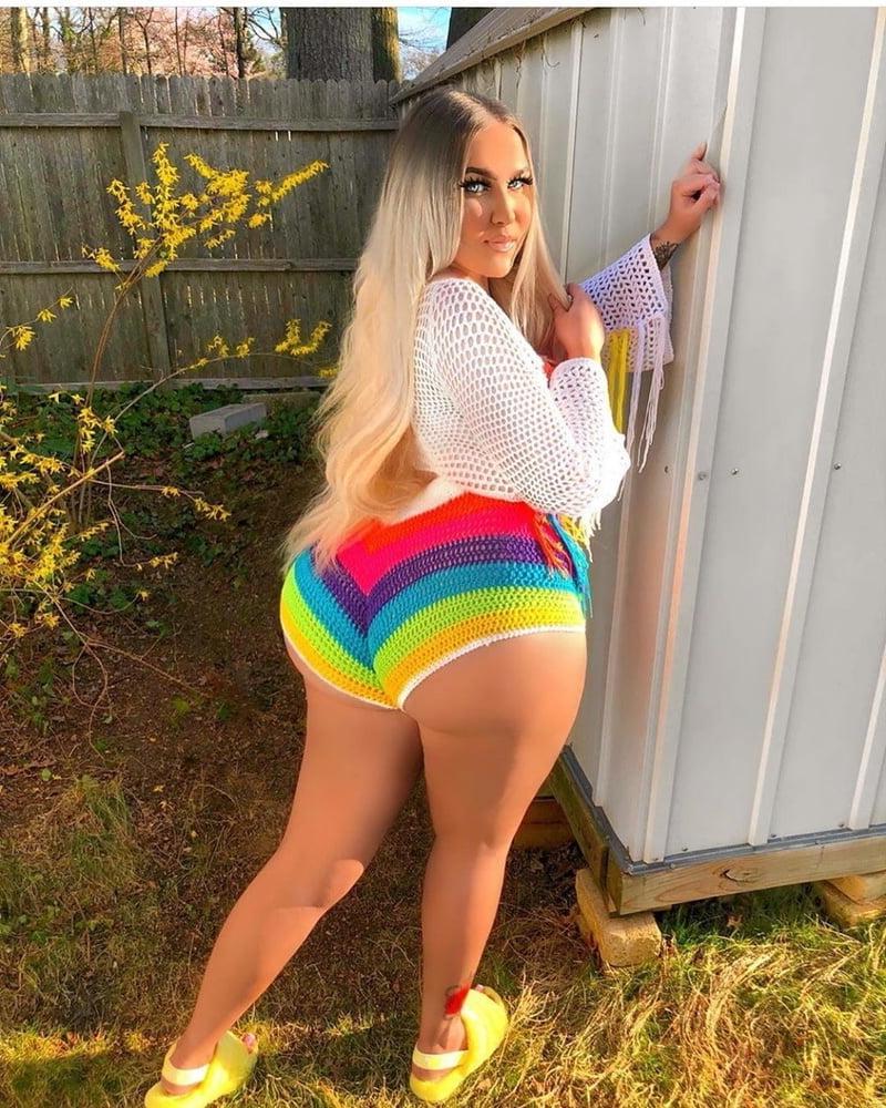 25P Wide Hips - Amazing Curves - Big Girls - Fat Asses (22)