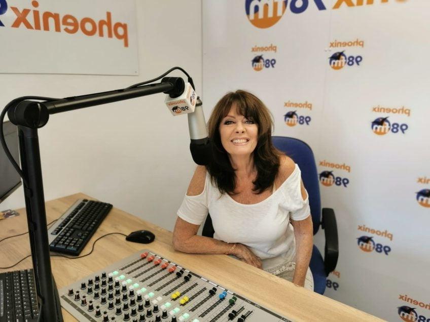 25P Vicki Michelle's 'Good Moaning!'