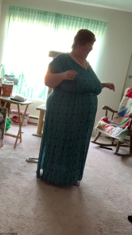 25P Hoodyman SSBBW 322 . Do you want to be exposed as a fat pig