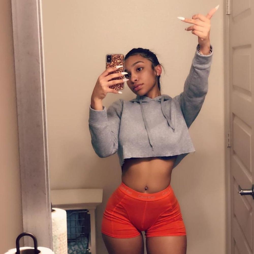 25P Curvy Girls and damn hot Asses 74