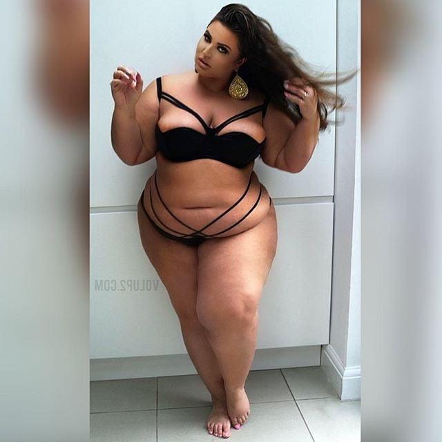 25P Fat Chicks With Deceptively Thin Faces 18