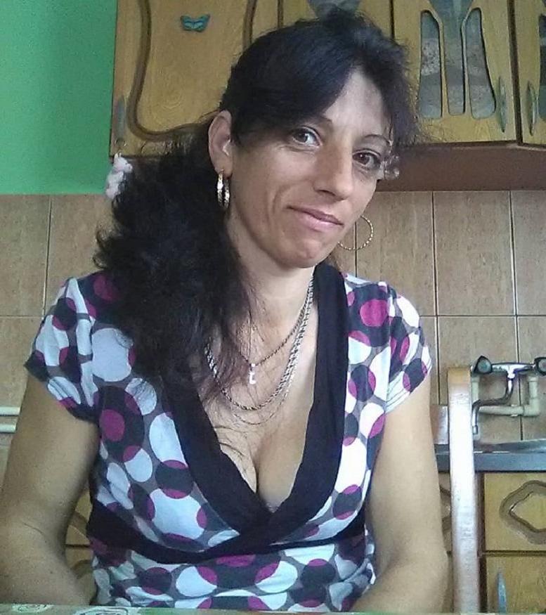25P ROU ROMANIAN MILFS 62 MOM HAS FAT LITTLE TITS - A TRUE WHORE