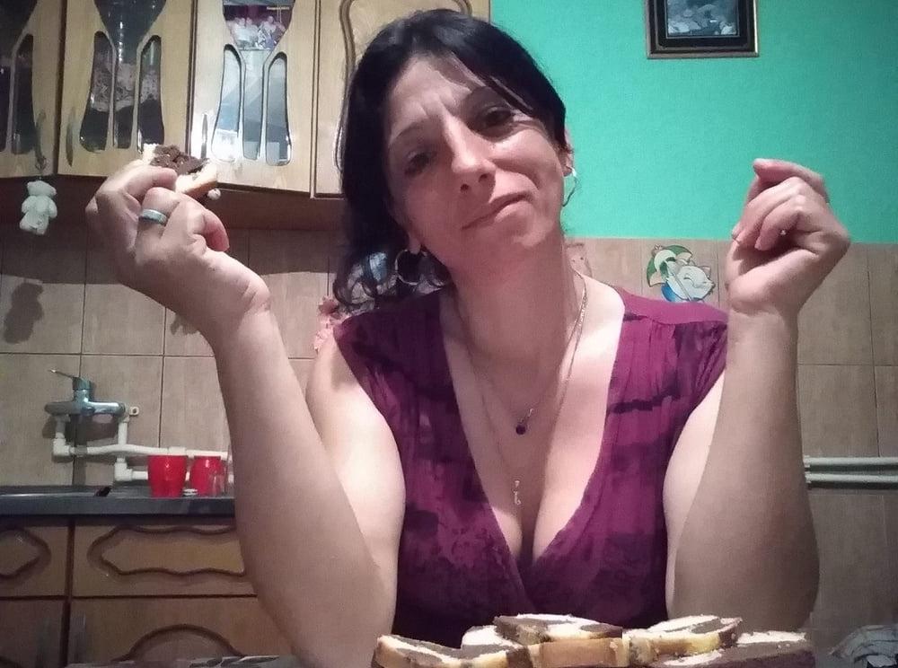 25P ROU ROMANIAN MILFS 62 MOM HAS FAT LITTLE TITS - A TRUE WHORE
