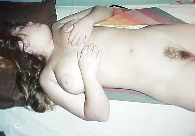 12P Thick Horny Wife