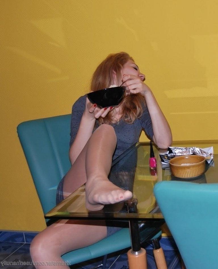 25P Girls in Pantyhose-Stocking - 131