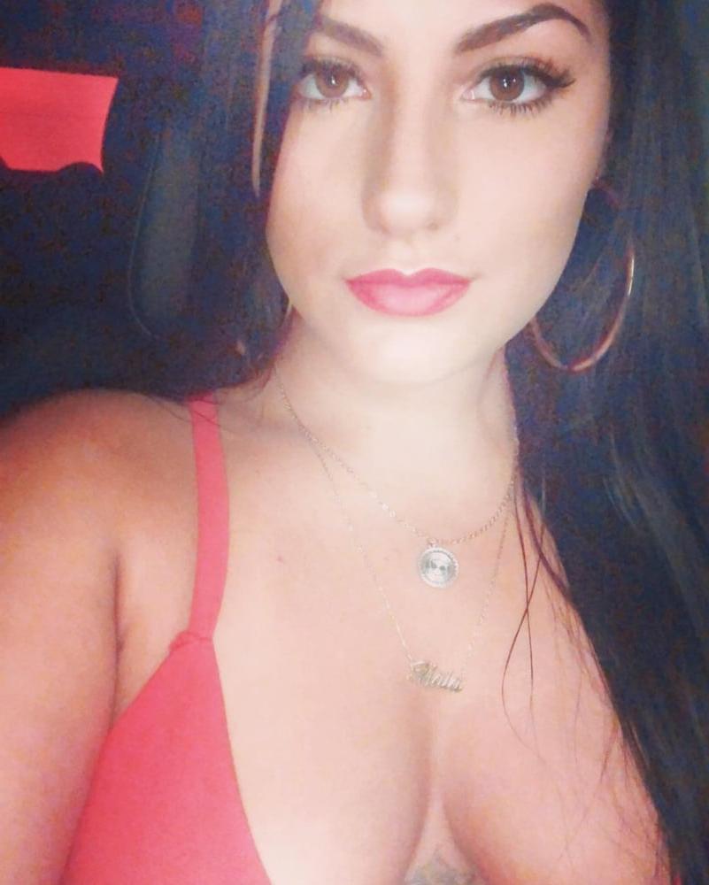 17P Girls You Should Jerk Off Too 1