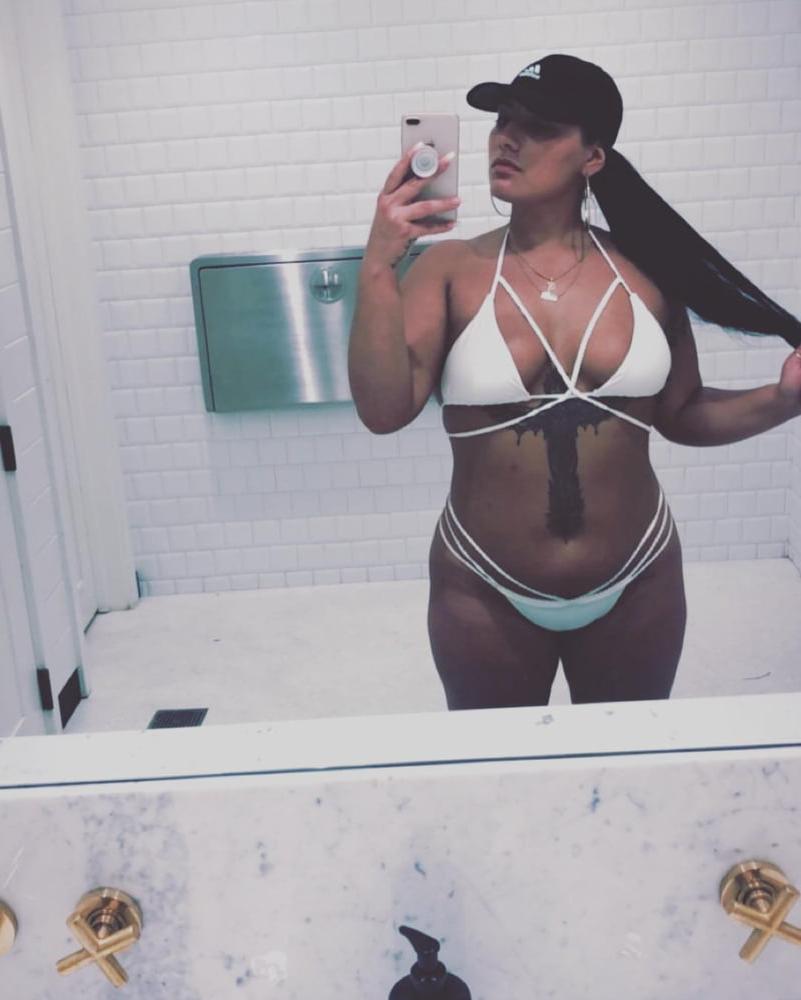 17P Girls You Should Jerk Off Too 1