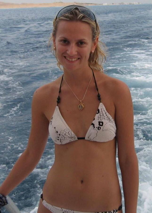 25P Women I'd Like to Fuck - Bathing Suits and Beach