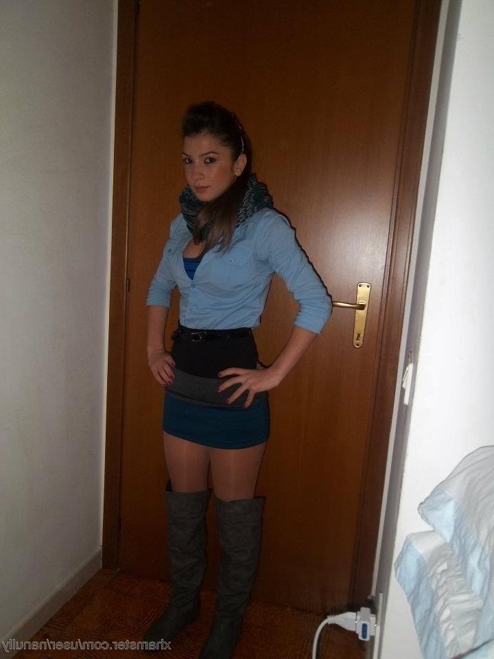 25P Girls in Pantyhose-Stocking - 130