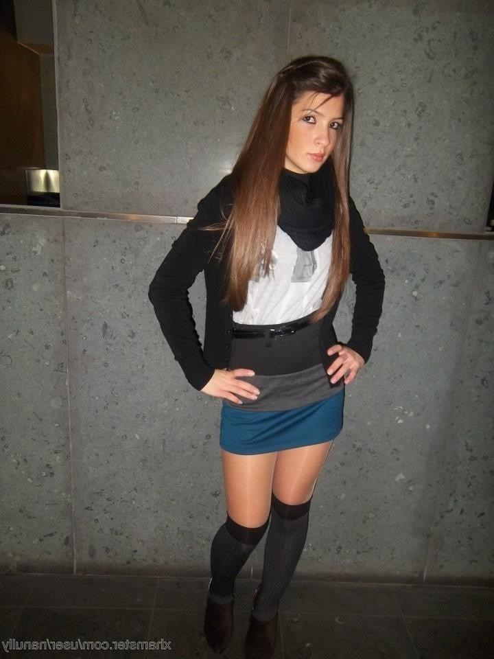 25P Girls in Pantyhose-Stocking - 130