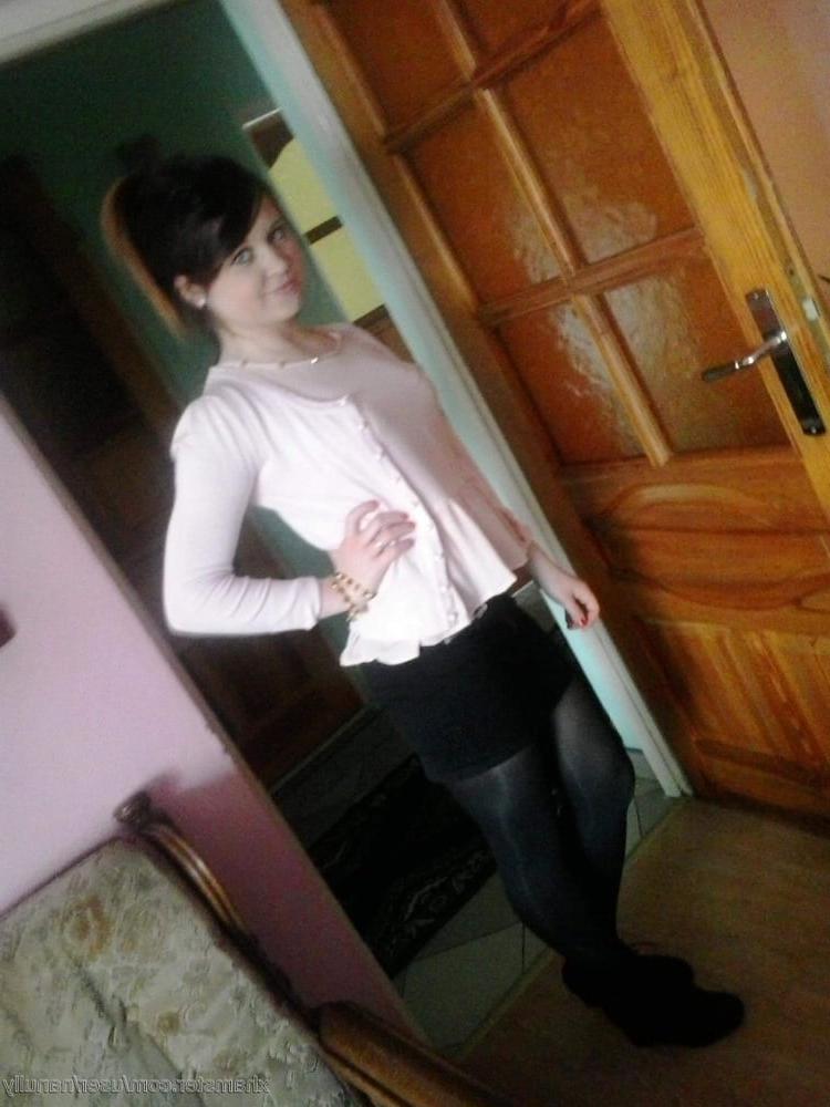25P Girls in Pantyhose-Stocking - 124
