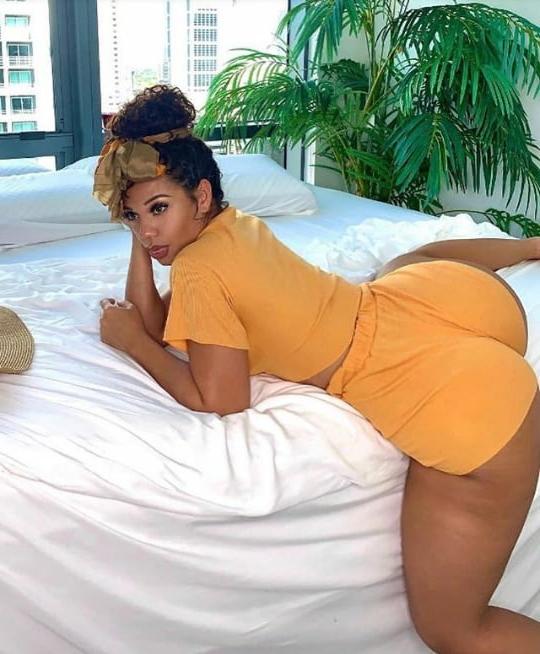 25P Slim thick girls #22