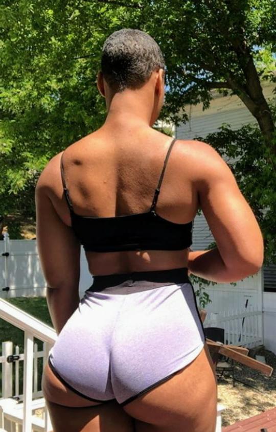 25P Slim thick girls #22